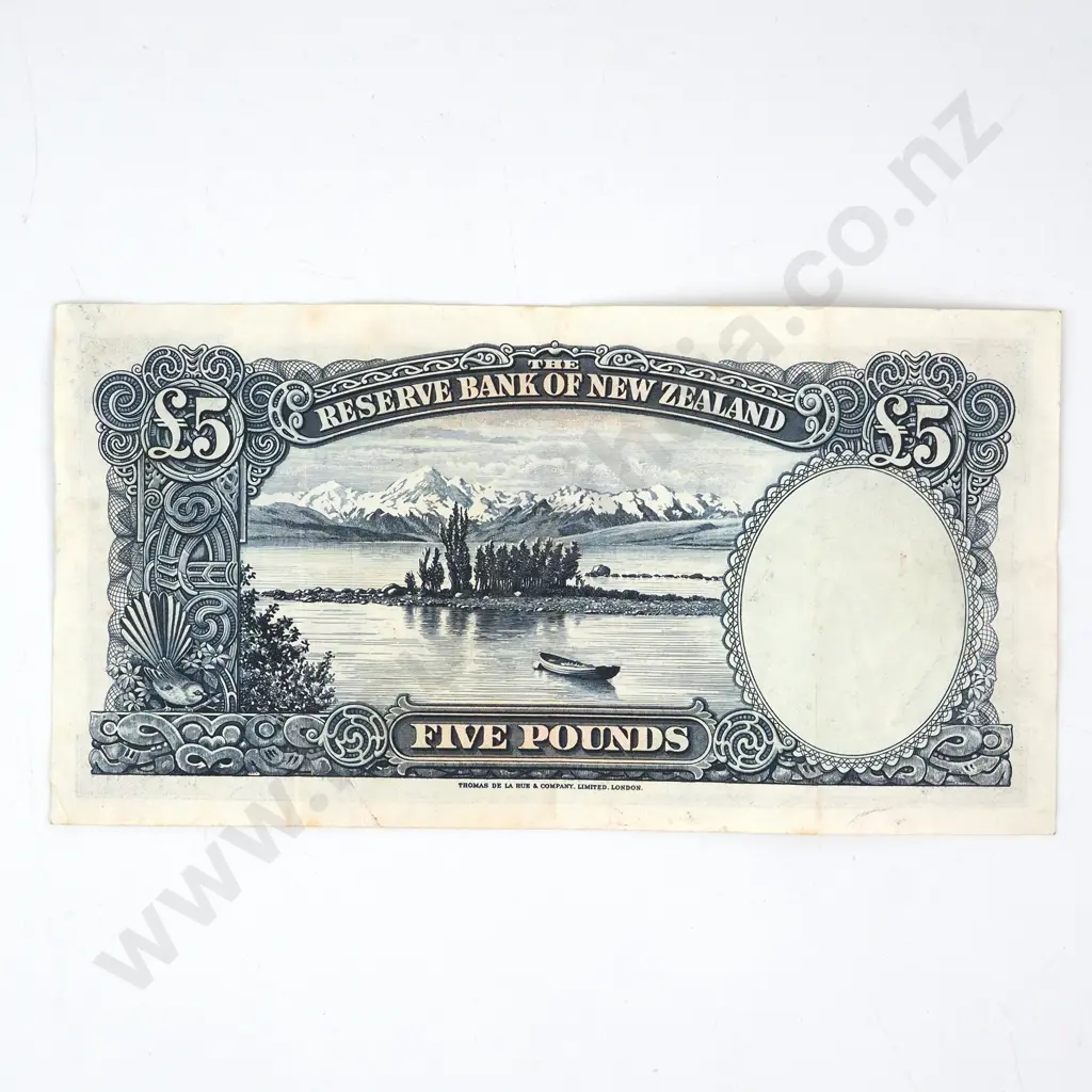 FIVE POUNDS, WILSON SIGNATURE, SERIAL 3 OVER W 186709, FINE, C.V. $90 Image 1++