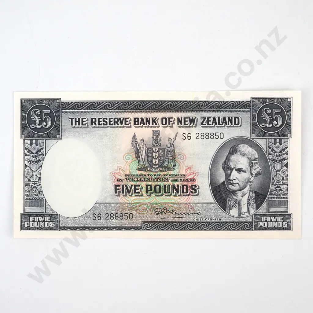FIVE POUNDS, FLEMING SIGNATURE, SERIAL S6 288850, UNCIRCULATED C.V. $500 Image 1++