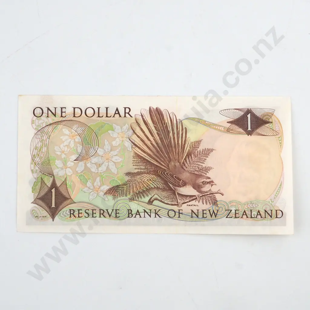 WILKS SIGNATURE, SERIAL K05 785568, ALMOST UNCIRCULATED, C.V. $70 Image 1++