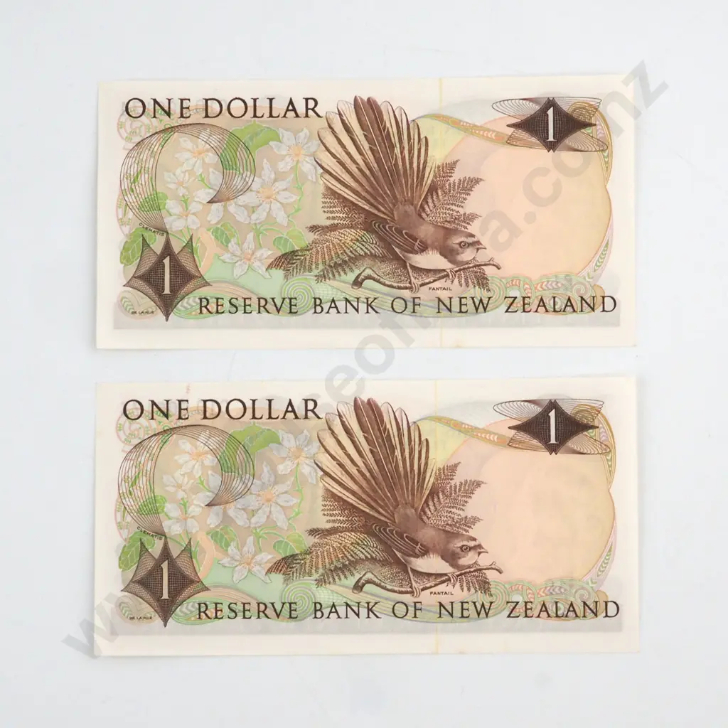 CONSECUTIVELY NUMBERED PAIR KNIGHT SIGNATURE, SERIALS C10 000173 / 4 ( LOW NUMBERS ) ( FIRST PREFIX OF SIGNATURE ), UNCIRCULATED, C.V. $140 Image 1++