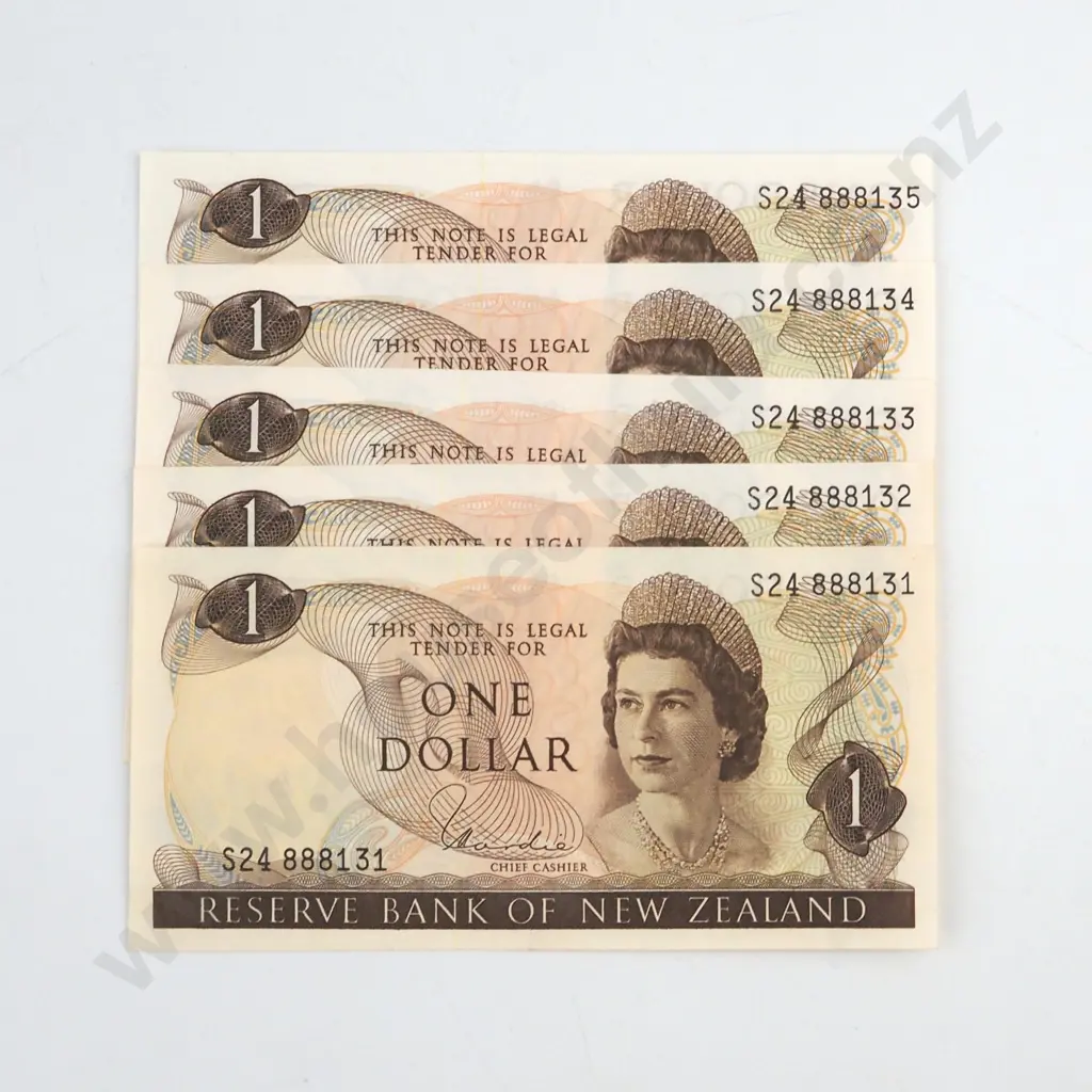 5 X CONSECUTIVELY NUMBERED HARDIE TYPE 1 SIGNATURE, SERIALS S24 888131 / 2 / 3 / 4 / 5, ALMOST UNCIRCULATED, C.V. $100 Image 1++