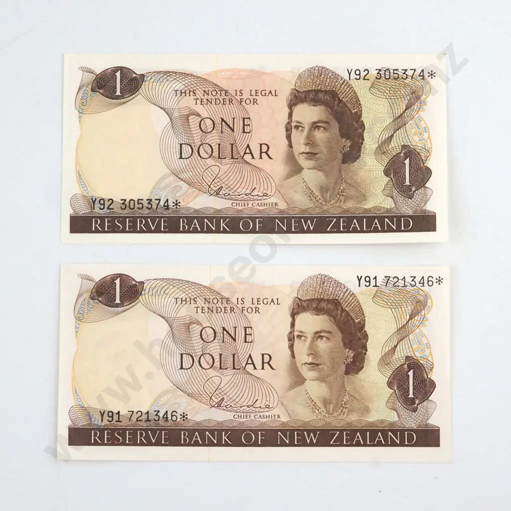 2 X HARDIE TYPE 1 SIGNATURE, SERIALS Y91 721346* AND Y92 305374*, UNCIRCULATED, C.V. $85 Image 1++