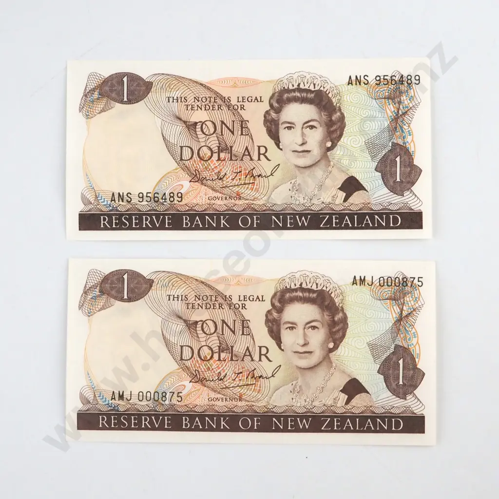 2 X BRASH SIGNATURE, SERIAL AMJ 000875  ( LOW NUMBER )( FIRST PREFIX OF SIGNATURE ) AND ANS 956489 ( LAST PREFIX OF SIGNATURE ), UNCIRCULATED, C.V. $45 Image 1++