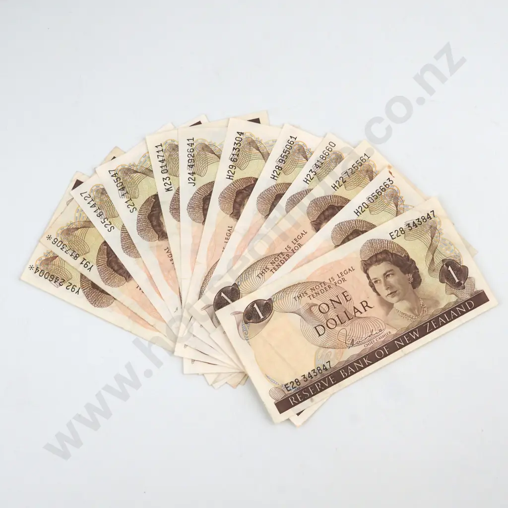 12 X HARDIE TYPE 1 SIGNATURE, PREFIXES  E28, H20, H22, H23, H28, H29, J24, K23, S21, S25, Y91*, Y92*,  FINE TO ALMOST UNCIRCULATED Image 1++