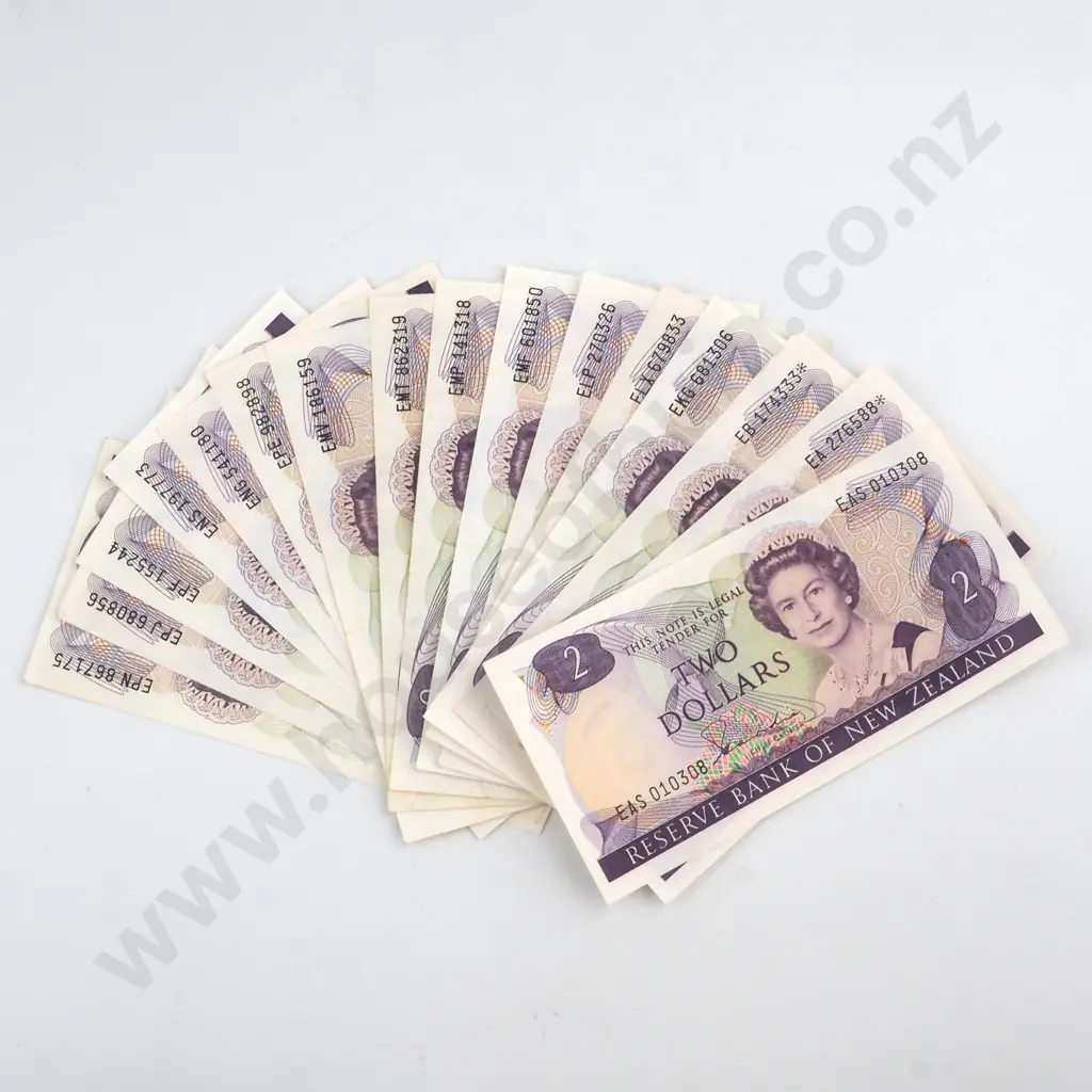 16 X NOTES, VERY FINE TO ALMOST UNCIRCULATED, PREFIXES HARDIE TYPE 2 EAS, EA*, EB*, RUSSELL EKG, ELX, ELP, EMF, EMP, EMT, EMV, BRASH EPE, ENG, ENS, EPF, EPJ, EPN Image 1++