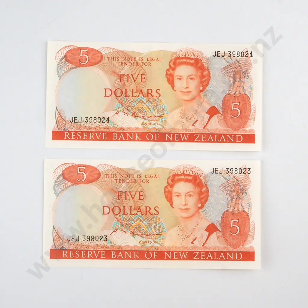 CONSECUTIVELY NUMBERED PAIR RUSSELL SIGNATURE, SERIALS  JEJ 398023 / 4  UNCIRCULATED, C.V. $70 Image 1++