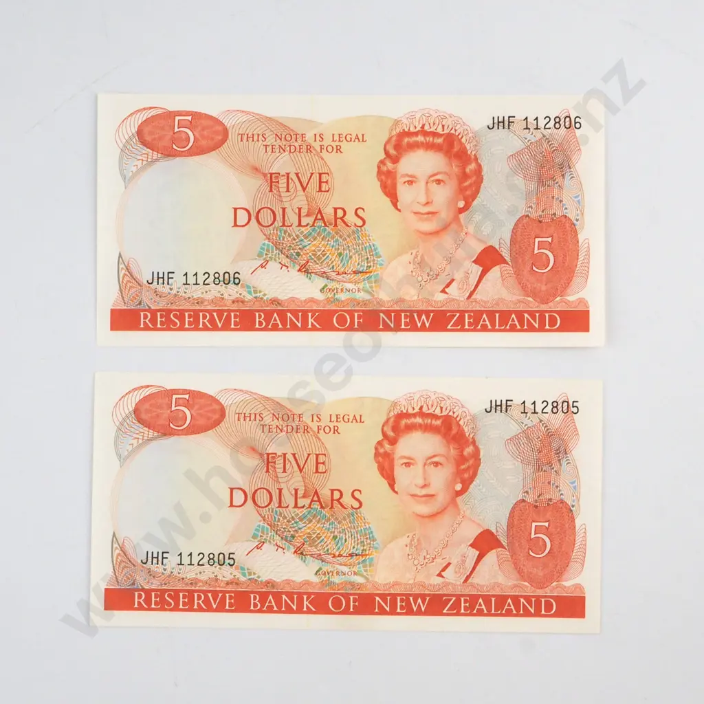 CONSECUTIVE PAIR RUSSELL SIGNATURE, SERIALS JHF 112805 / 6  ( LAST PREFIX OF SIGNATURE ), UNCIRCULATED, C.V. $160 Image 1++