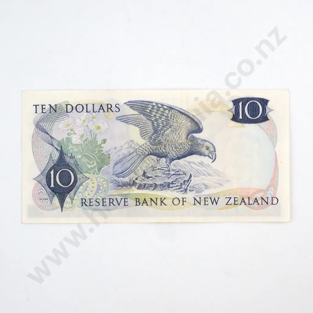 WILKS  SIGNATURE, SERIAL H9 351632,  VERY FINE, C.V. $60 Image 1++