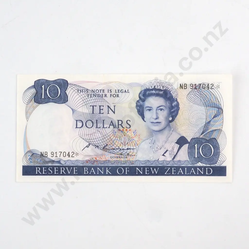 RUSSELL SIGNATURE, SERIAL NB 917042*, VERY FINE, C.V. $120 Image 1++