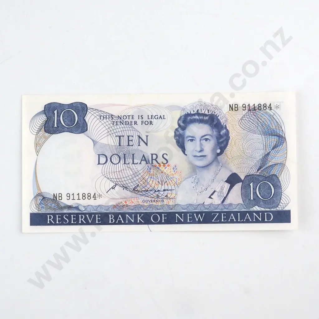 RUSSELL SIGNATURE, SERIAL NB 911884*, ALMOST UNCIRCULATED, C.V. $250 Image 1++