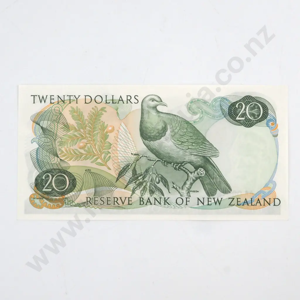 FLEMING SIGNATURE, SERIAL AA 000183 ( LOW NUMBER ) ( FIRST PREFIX OF SIGNATURE ), UNCIRCULATED, C.V. $400 Image 1++