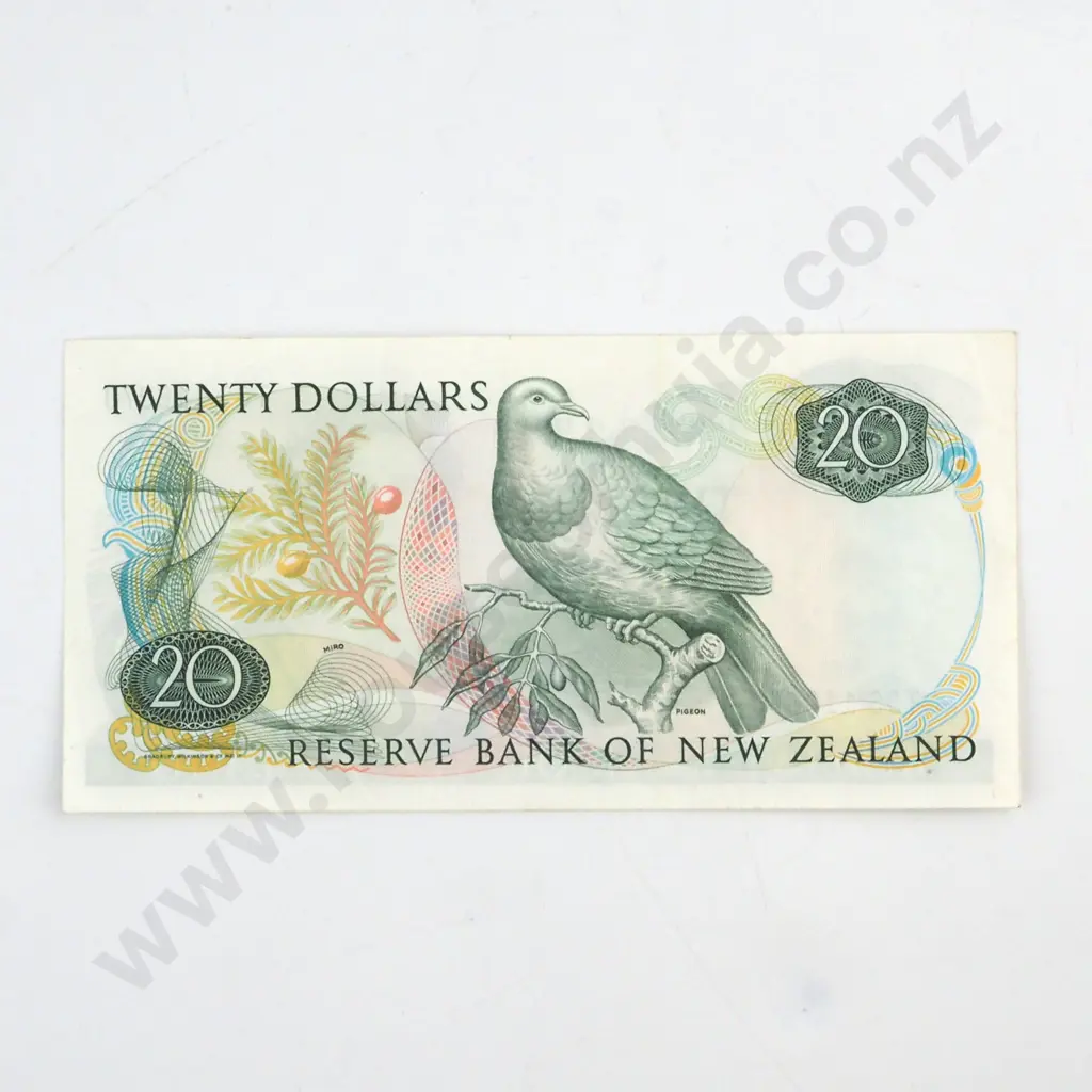 HARDIE TYPE 2 SIGNATURE, SERIAL TCS 116070 ( LAST PREFIX OF SIGNATURE ), EXTREMELY FINE, C.V. $500 Image 1++