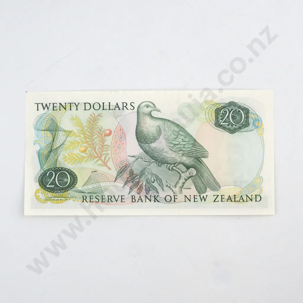 BRASH TYPE 1 SIGNATURE, SERIAL THT 000057 ( LOW NUMBER ) ( FIRST PREFIX OF SIGNATURE ), UNCIRCULATED, C.V. $150 Image 1++