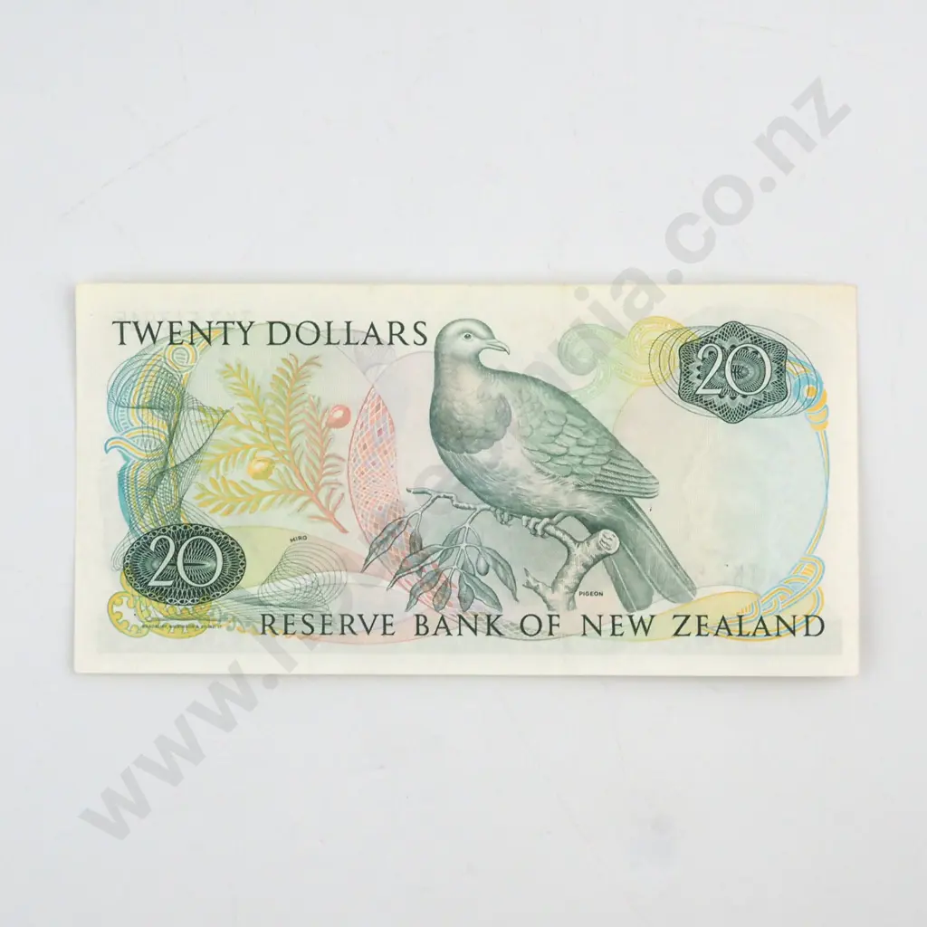 BRASH TYPE 1 SIGNATURE, SERIAL TKZ 513945 ( LAST PREFIX OF TYPE ), ALMOST UNCIRCULATED, C.V. $450 Image 1++