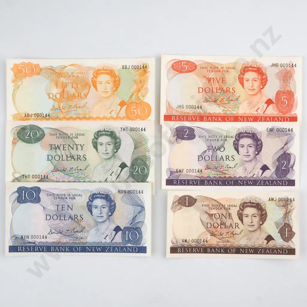 SET OF SIX NOTES BRASH TYPE I SIGNATURE, $1 TO $50, EACH WITH SERAL NUMBER 000144, EACH FIRST PREFIX OF SIGNATURE, UNCIRCULATED, C.V. $1400 Image 1++