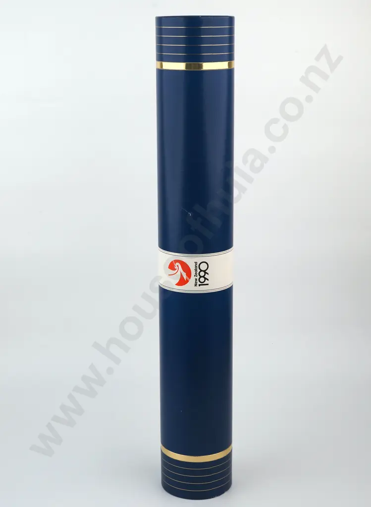 Two Uncut Sheets of 16 1990 New Zealand $10 Banknotes - In Original 1990 Tube Image 1++