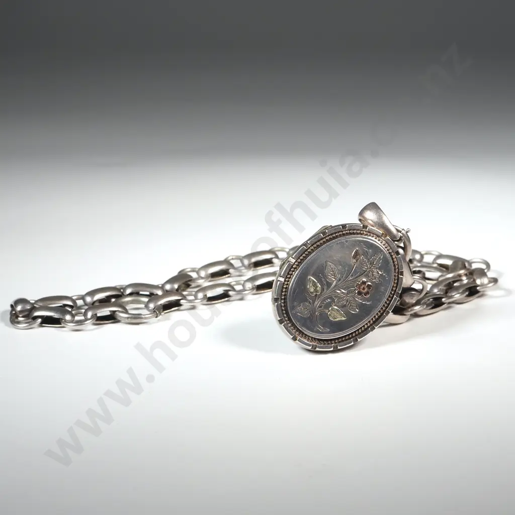 Victorian Silver Mayoral Chain & Locket Image 1++