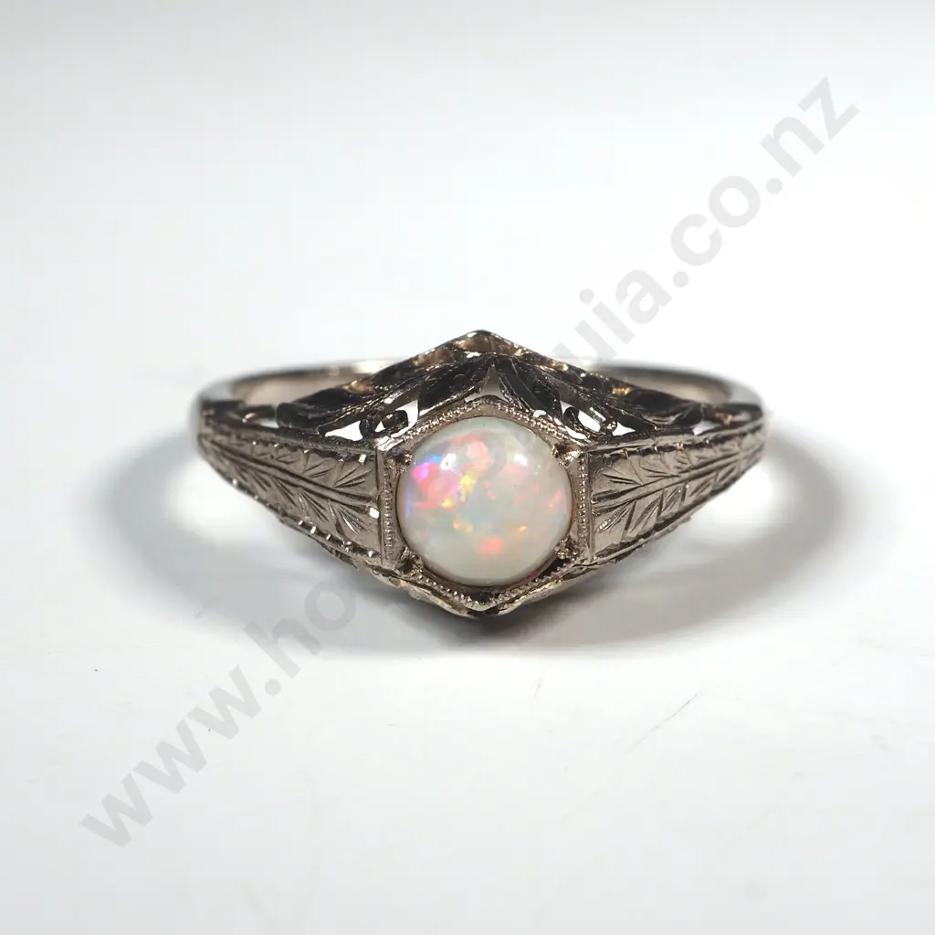 Magnificent 18ct White Gold Art Deco Opal Ring Image 1++