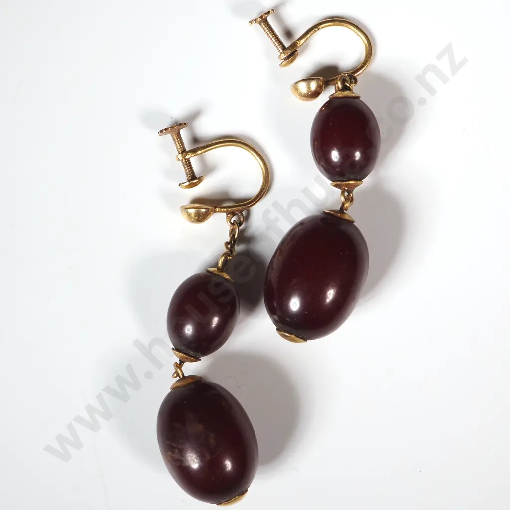 Antique Amber Drop Earrings set in 9ct Gold Image 1++