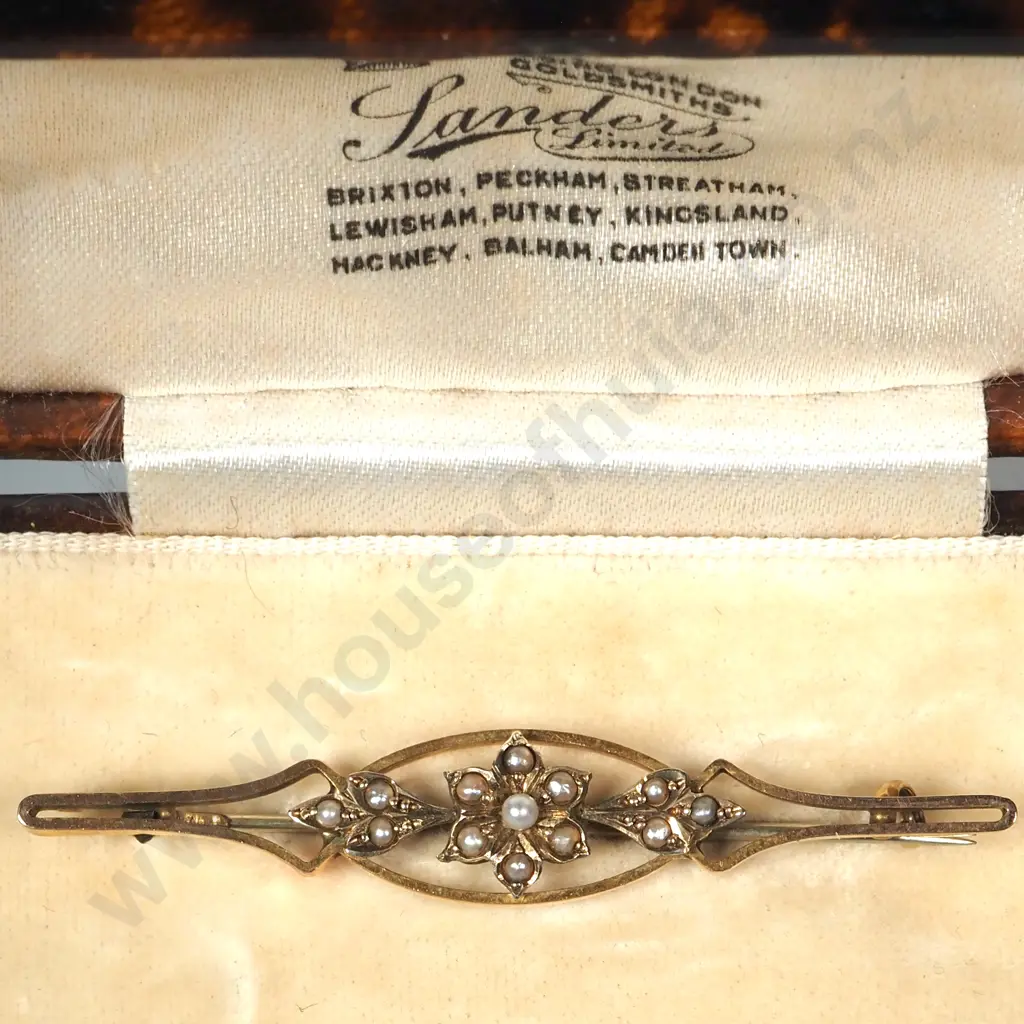 Cased Antique Seedpearl & 9ct Gold Brooch Image 1++