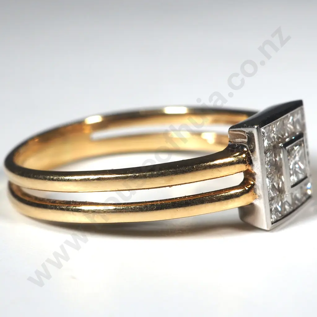 18ct Gold Princess Cut Diamond Art Deco Style Cluster Ring - Valued at $4,590.00 Image 1++
