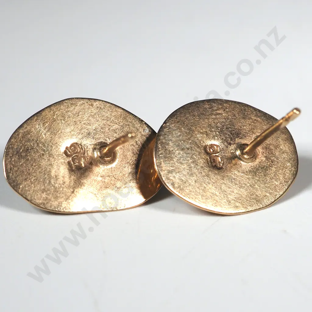 9ct Gold & Baroque Pearl Earrings Image 1++