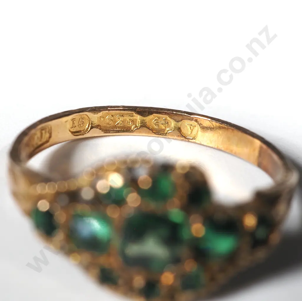 Exquisite Antique 15ct Gold & Green Gem Ring w English Hallmarks Image 1++