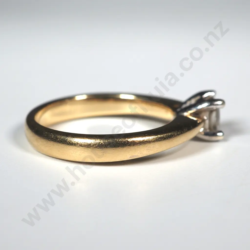 18ct Gold & Half Carat Diamond Ring Valued at $6,600 Image 1++