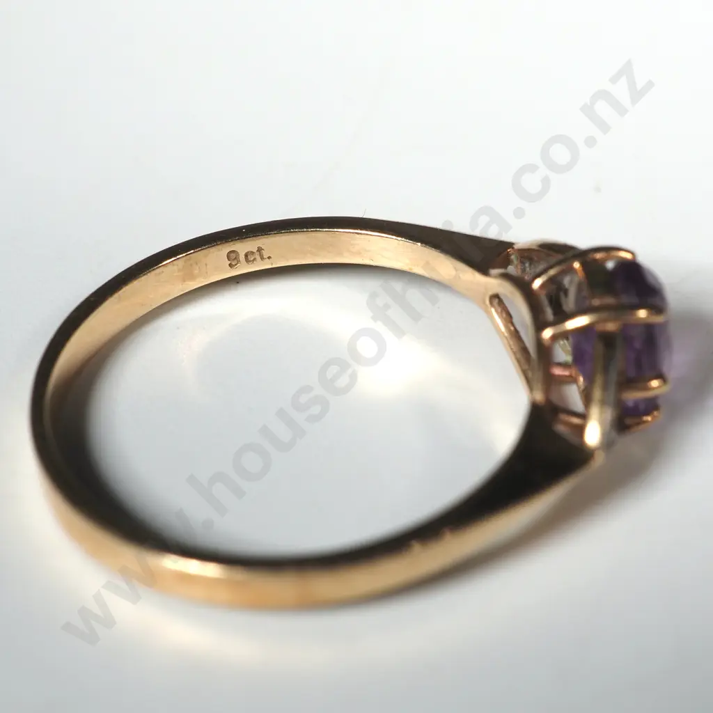 9ct Gold, Amethyst & Diamond Ring Image 1++