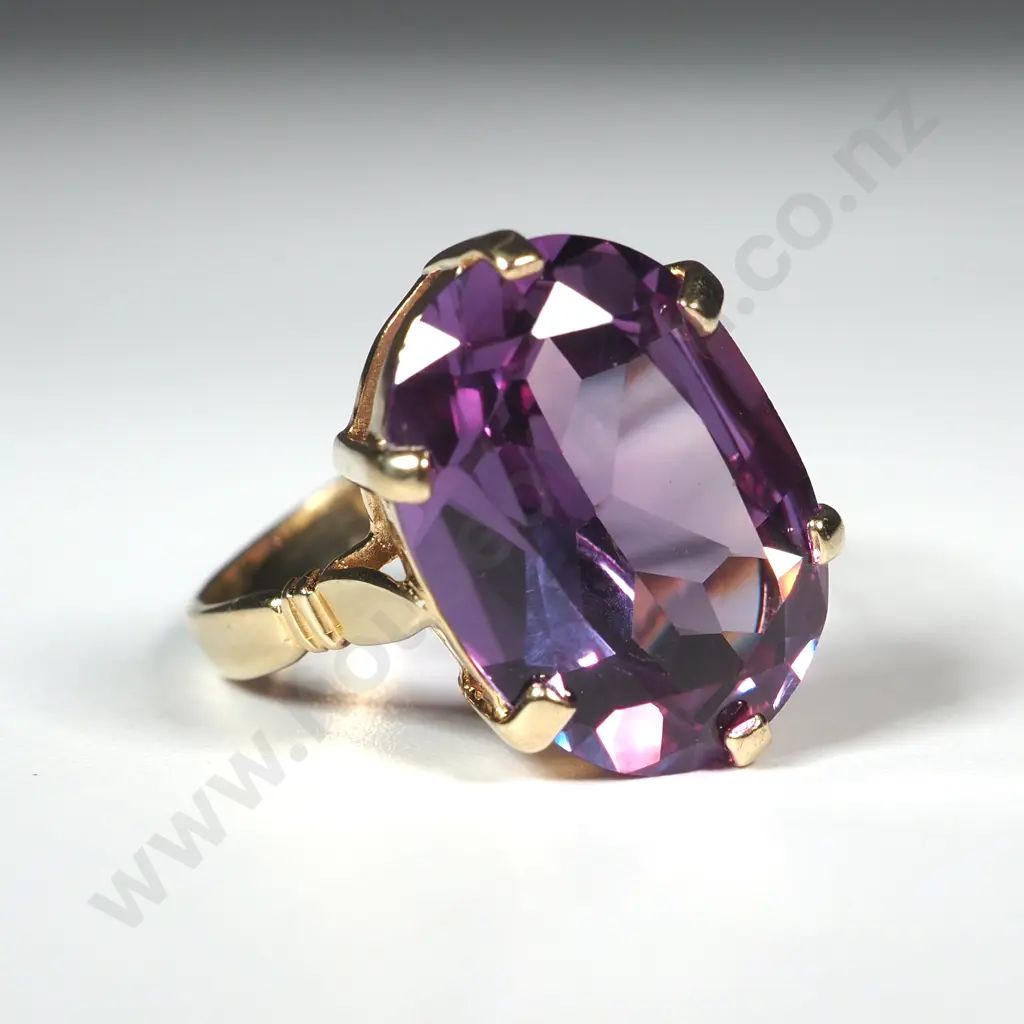 14ct Gold Alexandrite Cocktail Ring - Valued at $2,850.00 Image 1++