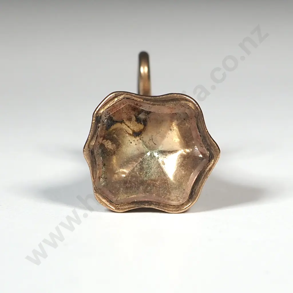 Victorian 9ct gold clad seal top watch key damage to one side of the thin end Image 1++