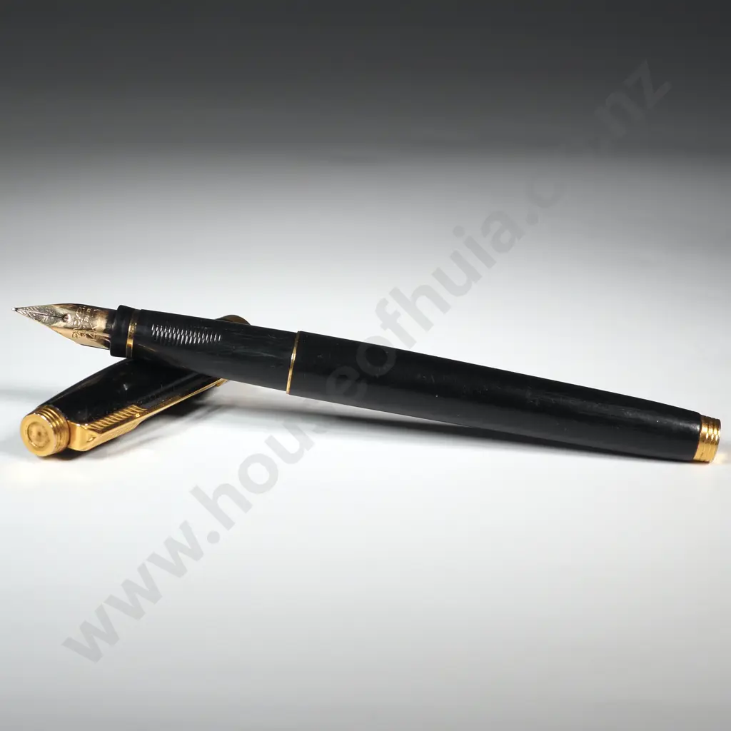 Vintage French Fountain Pen w 14ct Gold Nib Image 1++