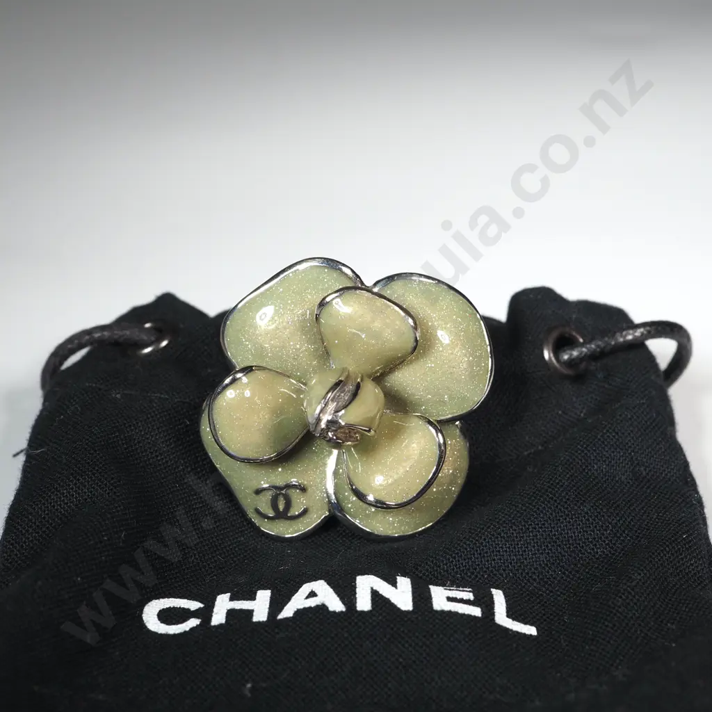 Vintage Chanel Ring In the Form of A Flower. Stamped  Image 1++