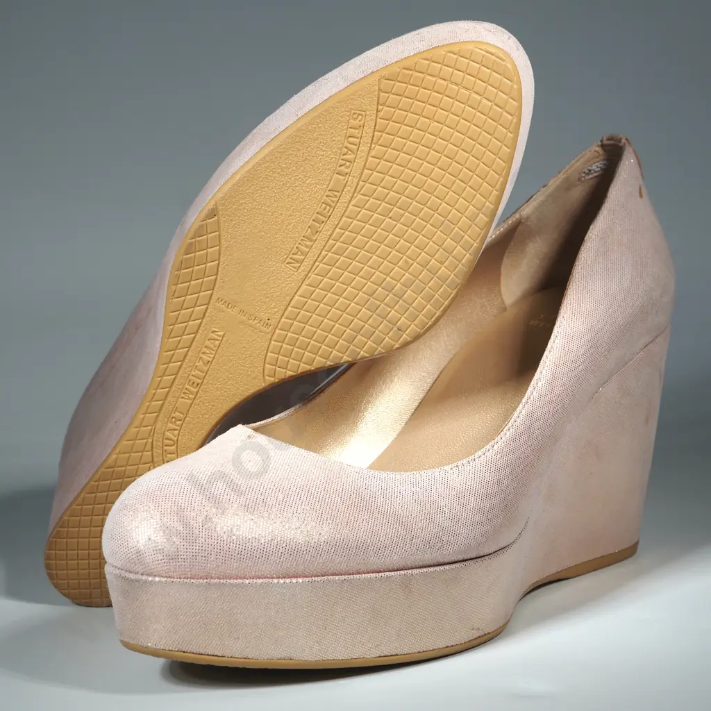 Pair of Stewart Weitzman Womens Size 40 1/2  Shoes Image 1++