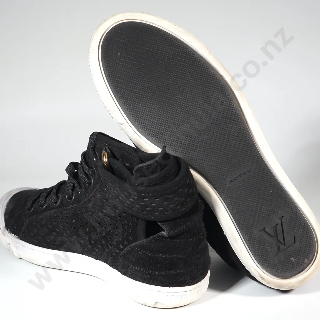Louis Vuitton Black Laser Cut Suede High Top Sneakers Size 34 1/2  Image 1++