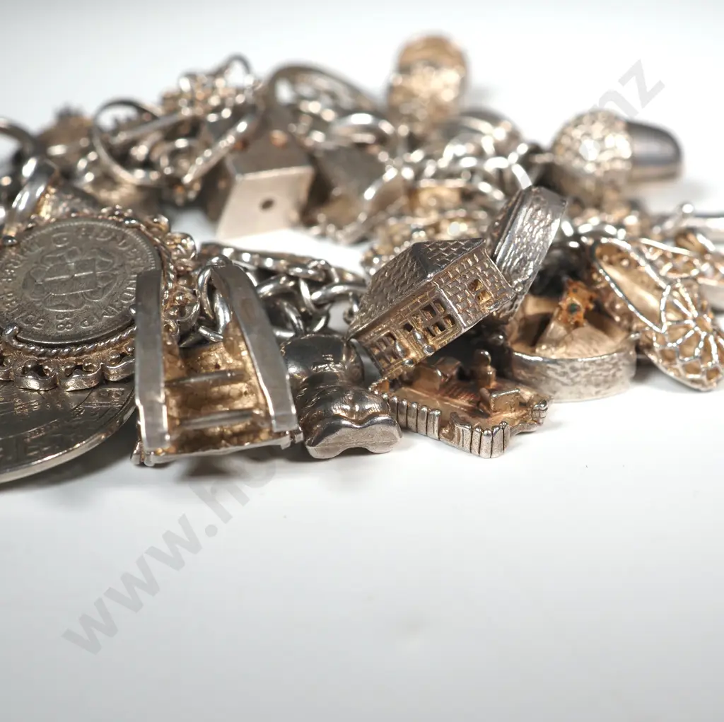 Substantial Sterling Silver Charm Bracelet Image 1++