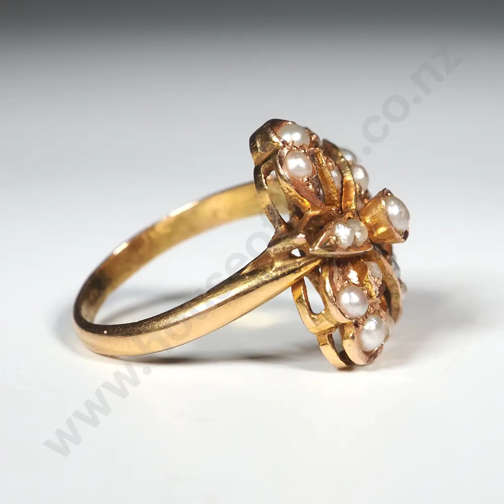 Antique 15 ct Gold & Pearl Cluster Ring  Image 1++