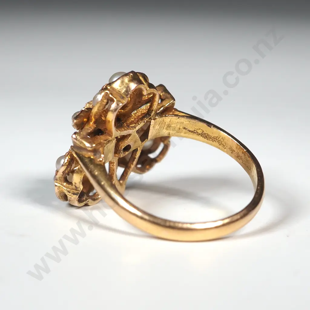 Antique 15 ct Gold & Pearl Cluster Ring  Image 1++
