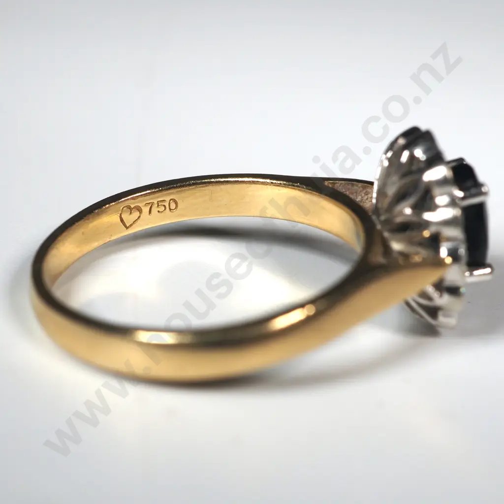 18ct Gold Diamond & Sapphire Ring Image 1++