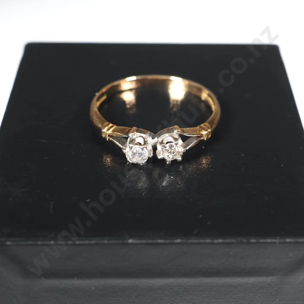 18ct Gold & Platinum Two Stone Ring  Image 1++
