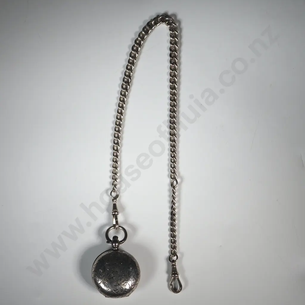 Sterling SIlver Chain & Engraved Sovereign Holder A/F - Image 1++