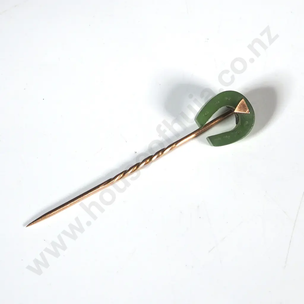 Colonial 9ct Gold & Greenstone Horseshoe Tie Pin Image 1++