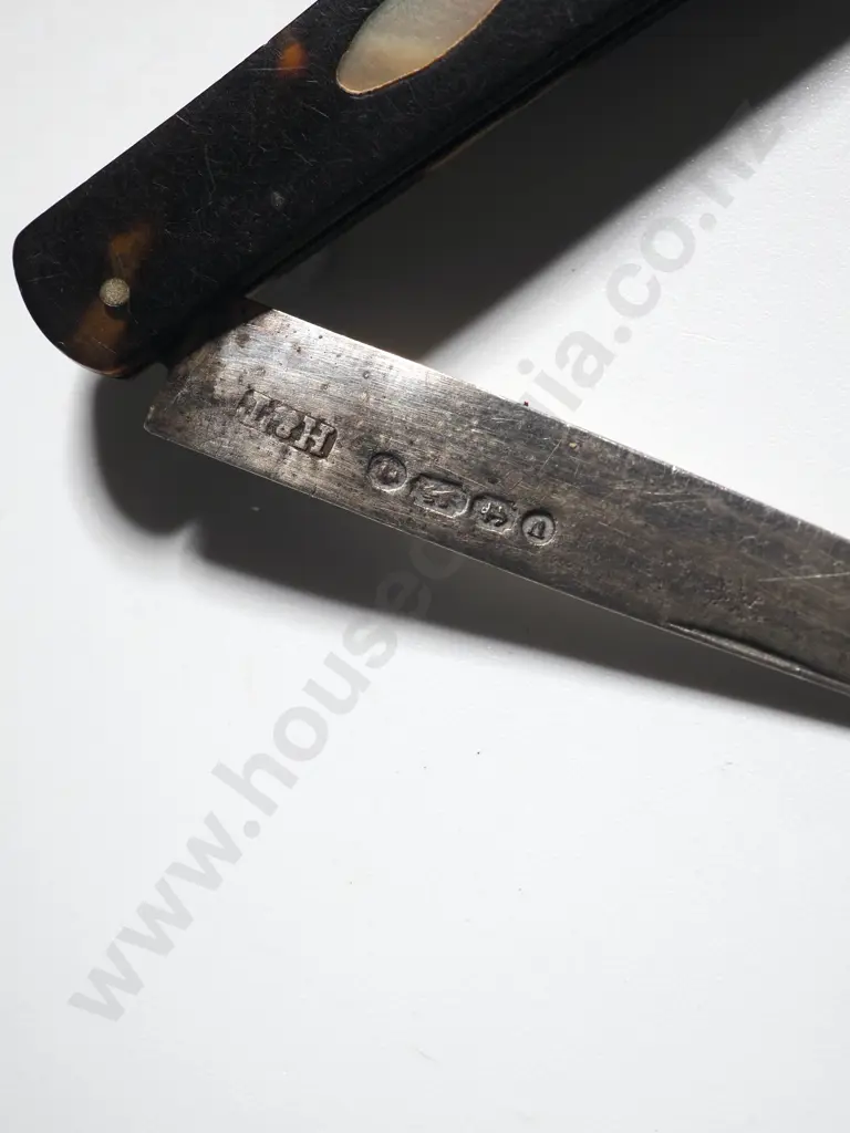 Sterling silver folding fruit knife Birmingham 1869 with inlaid tortoiseshell handle by Hilliard & Thomason Image 1++