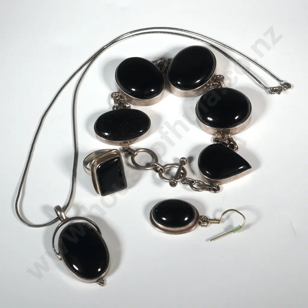 Sterling SIlver Earring Necklace Ring Set Missing One Earring Image 1++