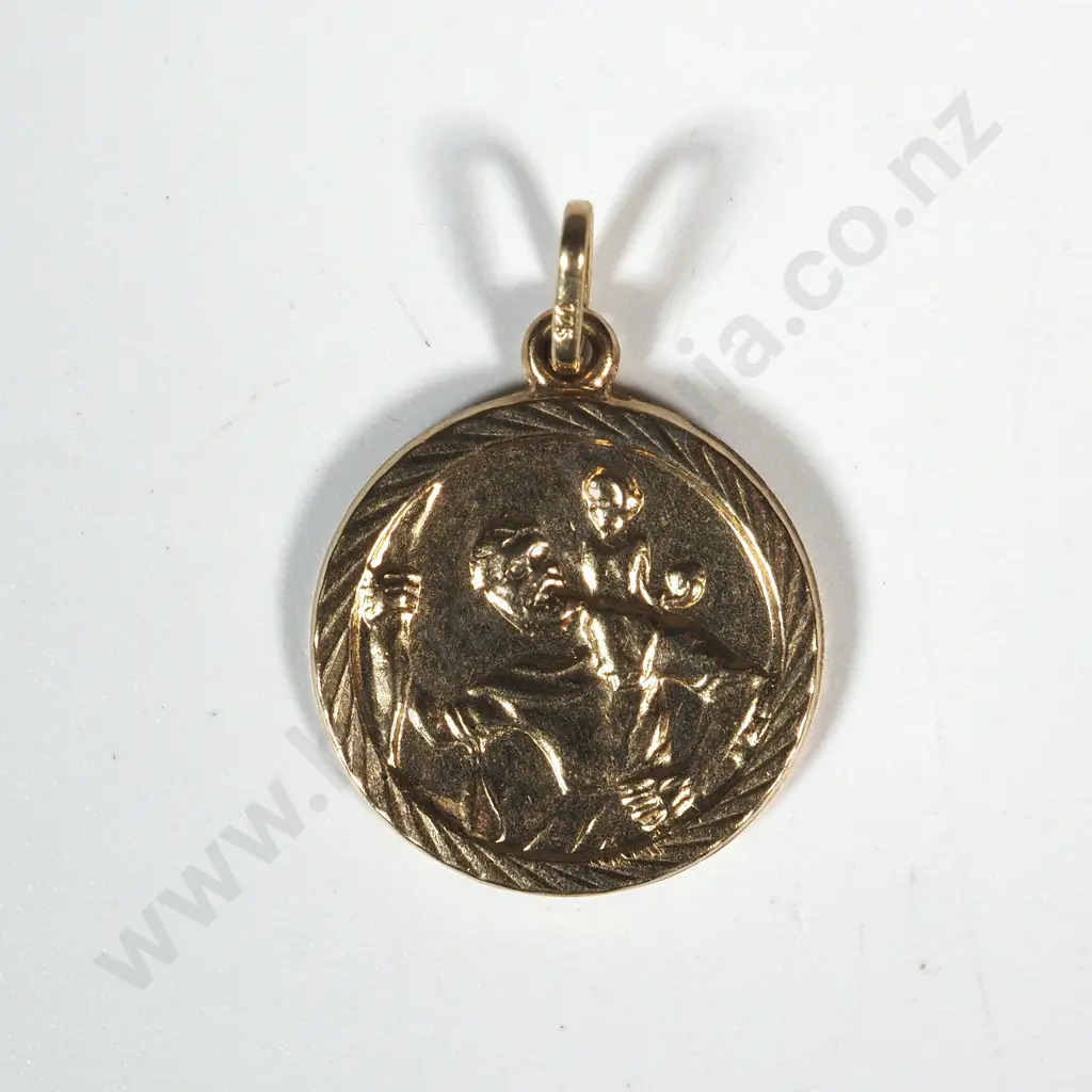 9ct Gold St Christopher Pendant Image 1++