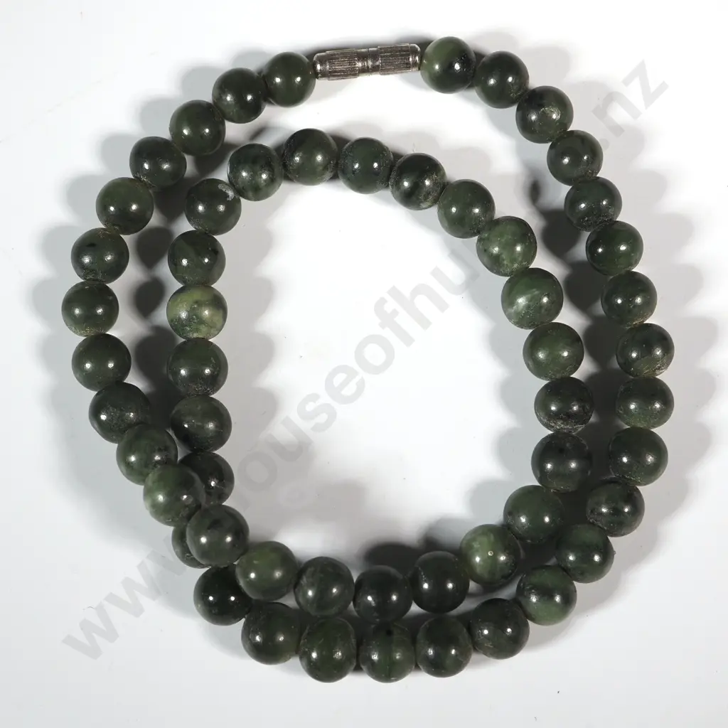 Jade Bead Necklace Image 1++