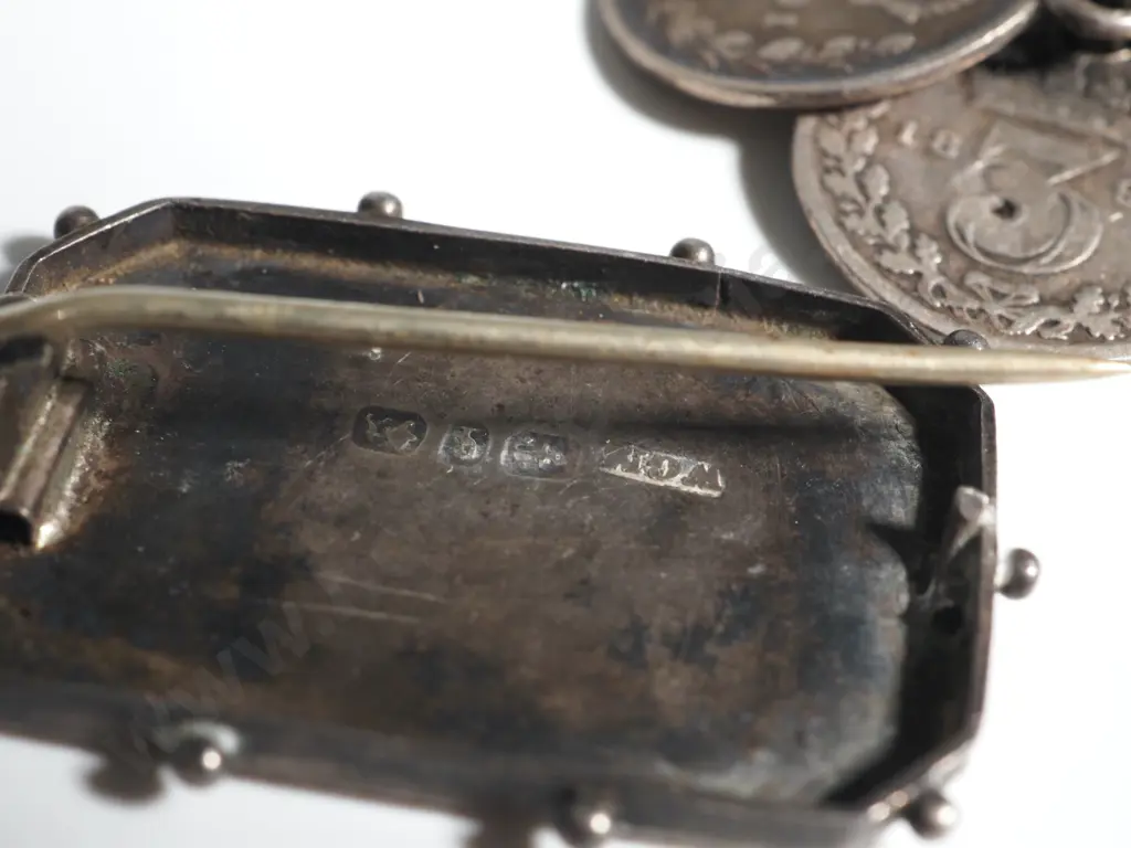 Sterling Silver Brooch A/F & Silver Coin Pendant Image 1++