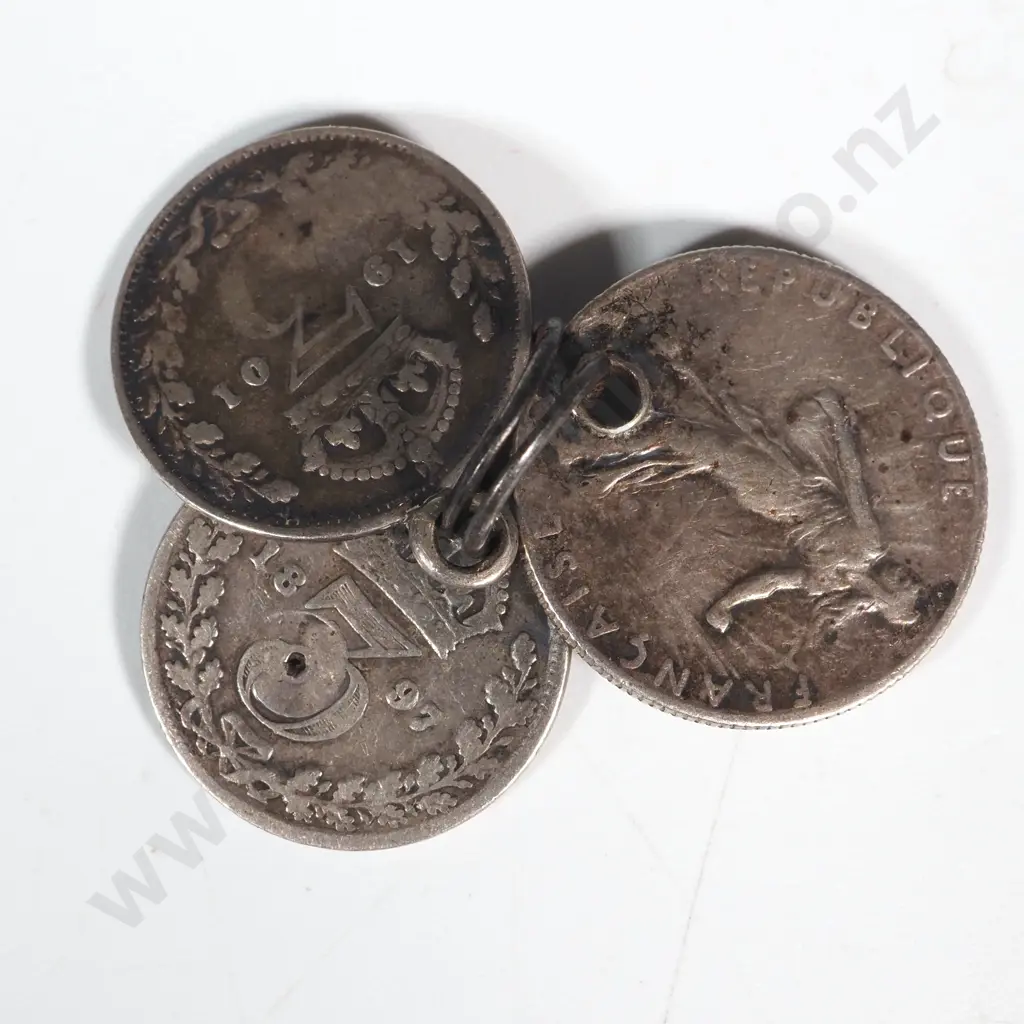Sterling Silver Brooch A/F & Silver Coin Pendant Image 1++