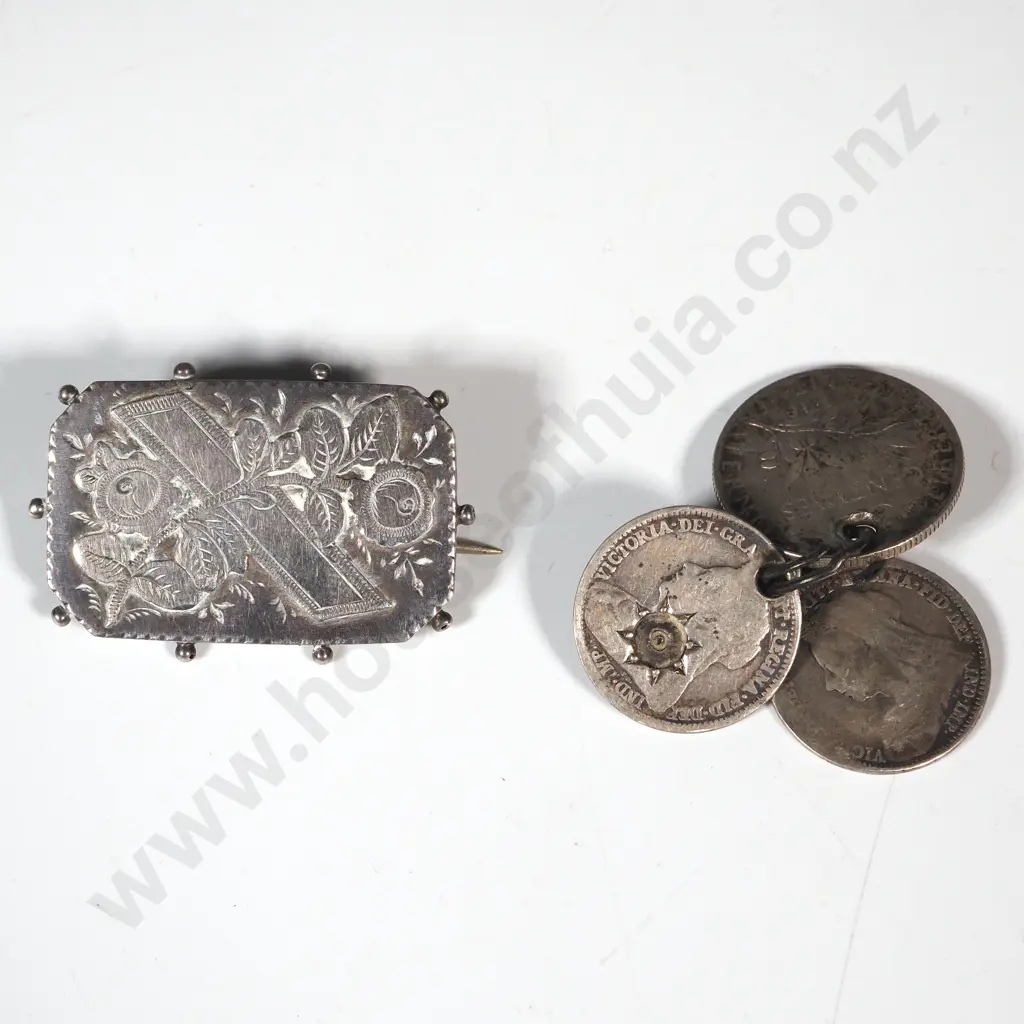 Sterling Silver Brooch A/F & Silver Coin Pendant Image 1++