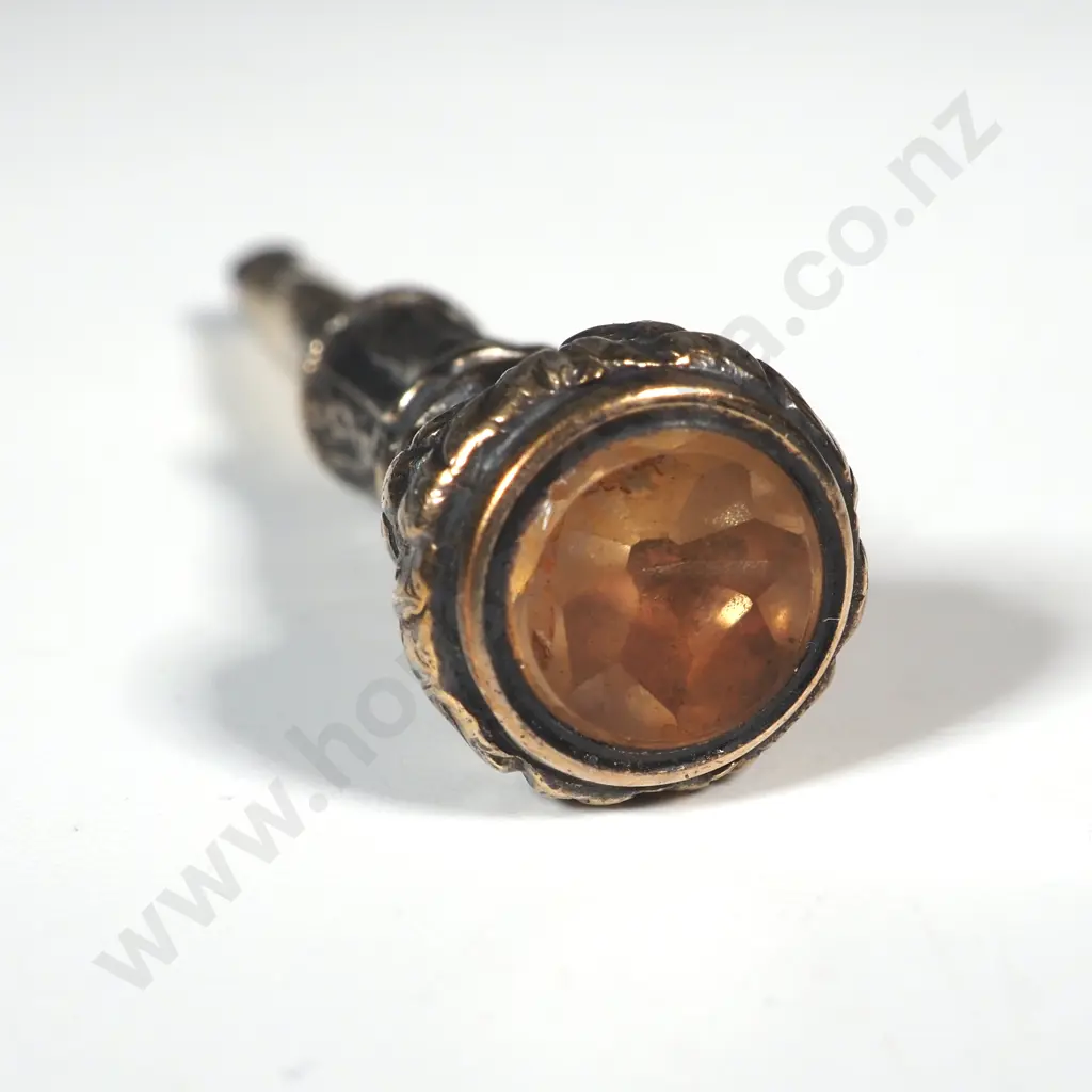 Victorian seal top pocket watch key Image 1++